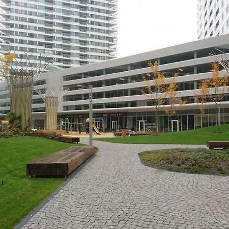 Panorama With Free Parking דירה ברטיסלאבה